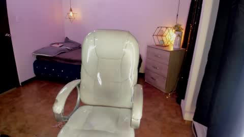 Snapshot of jennaa_cooper chatting on September 24, 11:22 pm jennaa_cooper online show from September 24, 11:22 pm