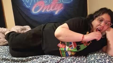  Dragon Queen. Be my Dragon --  and  online show from April 16, 1:38 am