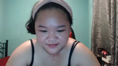 jennalyn_19 online show from March 3, 5:41 pm