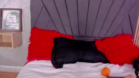 Jenner online show from January 17, 8:50 pm