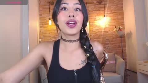 the girl of my dreams online show from January 20, 7:25 pm