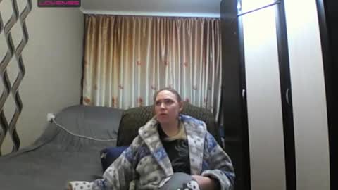 JenniDeep online show from March 15, 8:56 pm