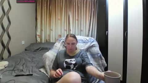 JenniDeep online show from March 22, 3:27 pm