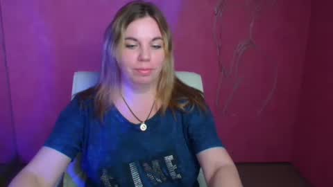 Jennifer online show from September 25, 7:15 am