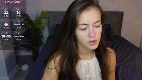 Jennifer online show from October 29, 8:16 am