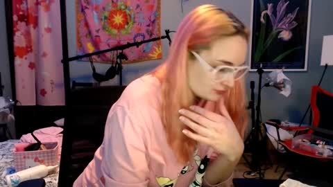 Jennifer Gwen online show from March 5, 1:31 am