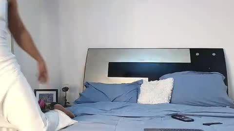 Snapshot of jennmullatta_ chatting on October 5, 2:20 am Jenn online show from October 5, 2:20 am