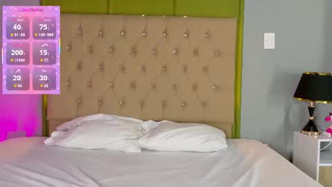 jenny__lawrence online show from July 13, 7:06 pm