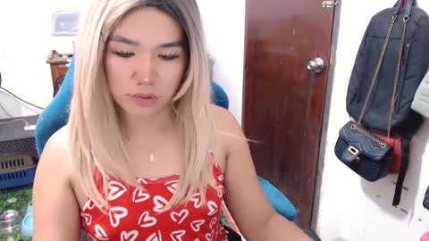 Jenny online show from February 18, 11:00 am