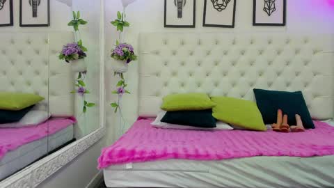 jenny_stark online show from April 18, 11:12 am