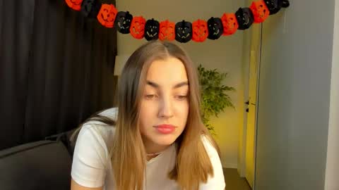 JennyBecker online show from October 27, 9:31 am