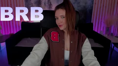 Snapshot of jennydens chatting on February 10, 5:03 am Jenny NO Nude online show from February 10, 5:03 am