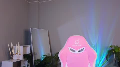 CHRIS online show from November 16, 11:23 am