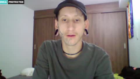 J online show from April 21, 2:51 am