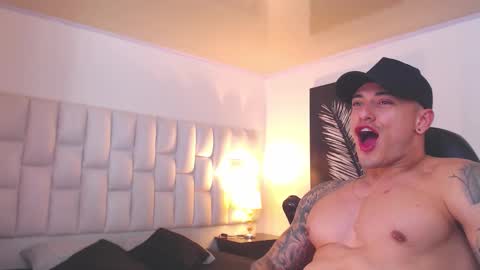 Jeremy lane online show from November 15, 12:23 am