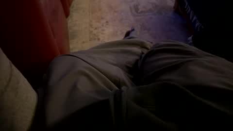 Jeremys room chill and puff one enjoy online show from January 18, 9:07 am