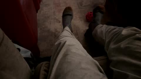 Jeremys room chill and puff one enjoy online show from February 1, 4:31 am