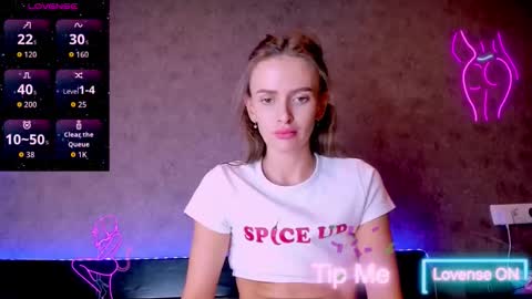 Jess online show from November 9, 12:30 pm