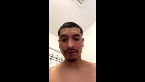 Hungjessy online show from February 2, 9:34 pm