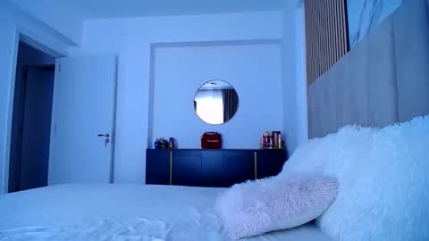 Jess online show from June 4, 7:03 am