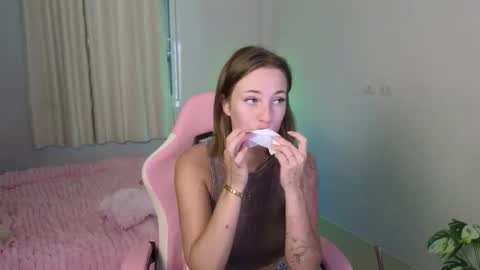 Jessy online show from February 5, 4:27 am