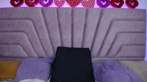 Jessica Kraft online show from February 14, 2:47 am