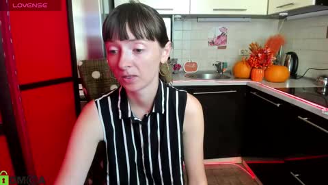 jessicaforris online show from September 23, 7:24 am