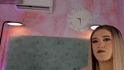 JESSI AND NAOMI online show from March 22, 2:04 am