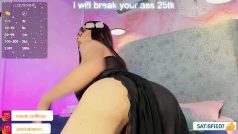 JESSI AND NAOMI online show from November 18, 11:15 pm