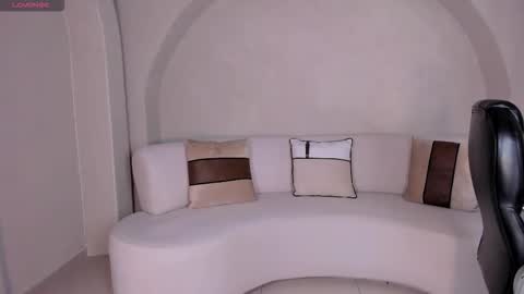 JESS online show from October 8, 9:48 am