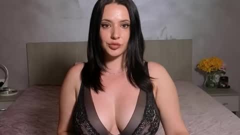 jessie__xo online show from May 22, 2:24 pm