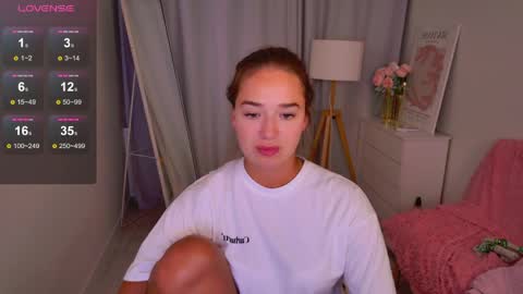 Jessi online show from April 9, 2:12 pm