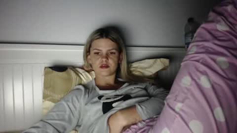 jessieryan online show from January 18, 3:48 am