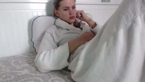 jessieryan online show from February 21, 6:27 am