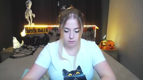 Jess online show from October 29, 7:32 am