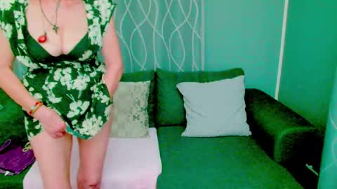 Snapshot of jessy_curt chatting on October 25, 3:40 am jessy curt online show from October 25, 3:40 am