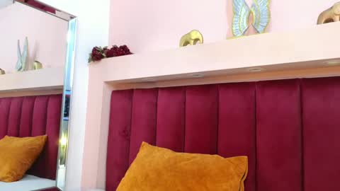 JESSY CORTES online show from February 26, 6:37 pm