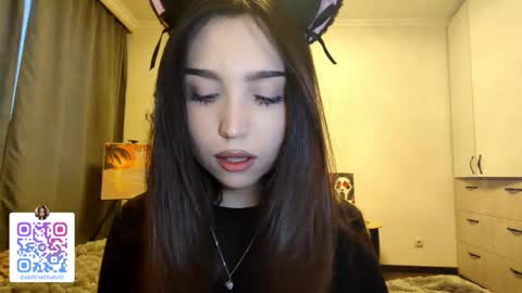 I am Gina ntmu Lets hit 10 Thumbs Up together online show from January 18, 5:49 am