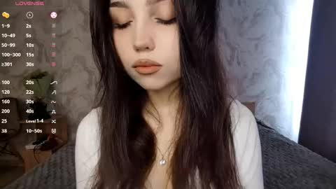 I am Gina ntmu Lets hit 10 Thumbs Up together online show from April 14, 7:44 am