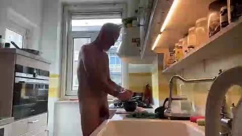 jewlronny online show from March 27, 8:48 am