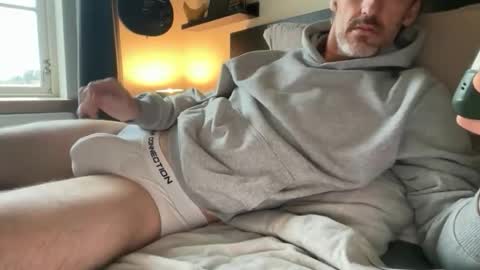 James online show from November 4, 9:54 am