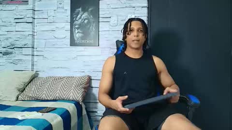 jhay_wheeler777 online show from December 5, 5:17 am