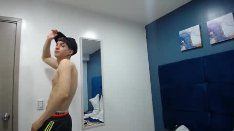 Jheampiero online show from October 14, 1:58 pm