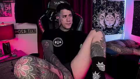 jhonny_ackerman online show from December 4, 2:03 am