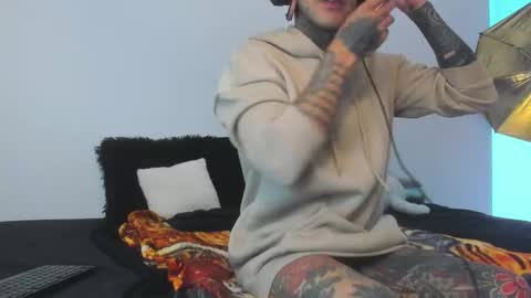 jhonny_ackerman online show from October 18, 9:19 pm