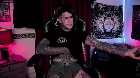 jhonny_ackerman online show from December 4, 3:59 pm