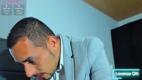 Jhony Alzate online show from February 4, 2:37 am