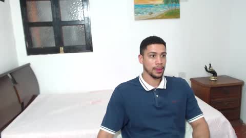 Jhors online show from February 12, 7:55 am