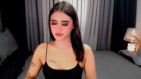 jhuliana_and_charles_room online show from November 28, 5:59 am