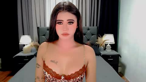 julie online show from May 21, 12:39 am